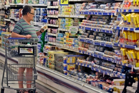 Người dân mua thực phẩm tại một siêu thị ở Texas, Mỹ. (Nguồn: ctvnews.ca)
