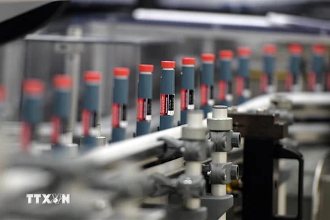 Bút tiêm insulin được sản xuất tại Công ty dược của Mỹ ở Fegersheim, miền đông Pháp. (Ảnh: AFP/TTXVN)