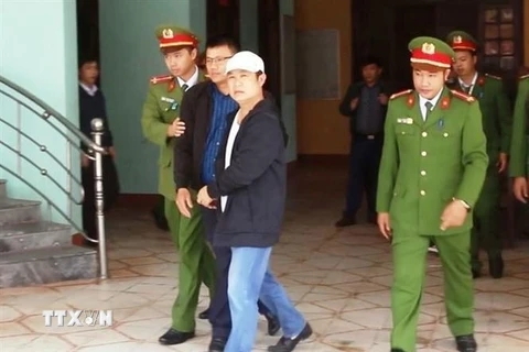 Công an tỉnh Quảng Bình bắt tạm giam đối với Nguyễn Văn Đức. (Ảnh: Võ Dung/TTXVN)