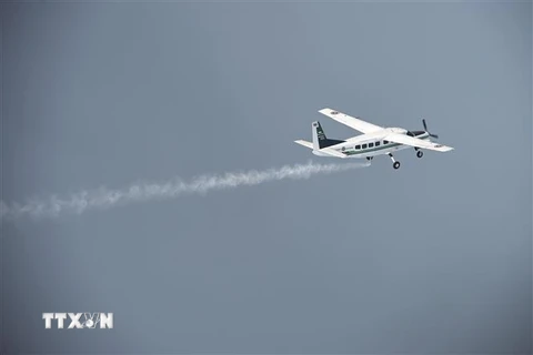 Một máy bay làm mưa nhân tạo. (Ảnh: AFP/TTXVN)