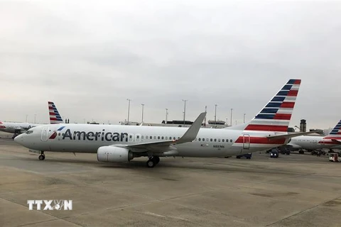 Máy bay của hãng hàng không American Airlines tại sân bay ở Charlotte, Bắc Carolina, Mỹ. (Ảnh: AFP/TTXVN)