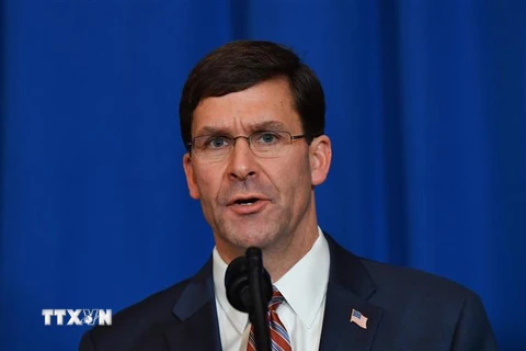 Bộ trưởng Quốc phòng Mỹ Mark Esper phát biểu tại một cuộc họp báo ở bang Florida. (Ảnh: AFP/TTXVN)