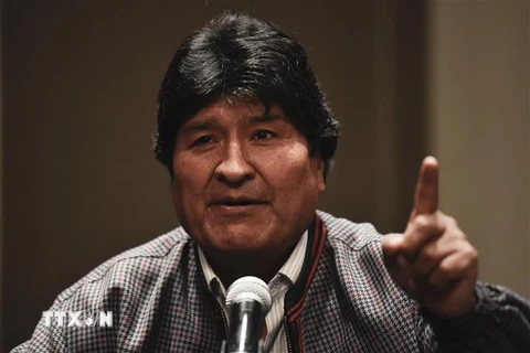 Cựu Tổng thống Bolivia Evo Morales phát biểu trong cuộc họp báo tại Mexico City, Mexico. (Ảnh: AFP/TTXVN)