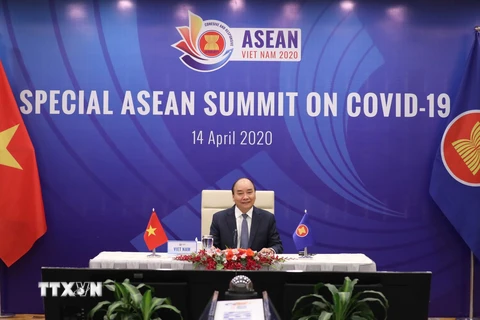 Thủ tướng Nguyễn Xuân Phúc, Chủ tịch ASEAN 2020, phát biểu khai mạc. (Ảnh: Thống Nhất/TTXVN)