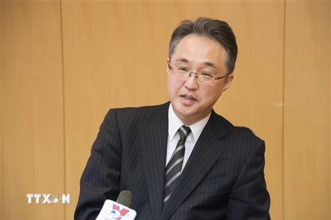 Phó Chủ tịch Tổ chức Xúc tiến Thương mại Nhật Bản (JETRO) Hironobu Kitagawa trả lời phỏng vấn phóng viên TTXVN. (Ảnh: Thành Hữu/TTXVN)