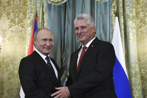 Chủ tịch Cuba Miguel Diaz-Canel và Tổng thống Nga Vladimir Putin tại Điện Kremlin tháng 11/2018. (Nguồn: AP)