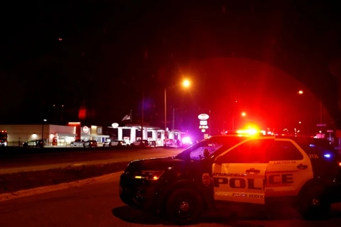 Cảnh sát phong tỏa hiện trường một vụ xả súng ở Missouri. (Nguồn: AP)