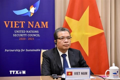 Thứ trưởng Bộ Ngoại giao Đặng Minh Khôi tham dự cuộc họp. (Ảnh: TTXVN phát)