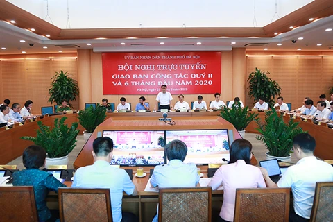 Hội nghị Giao ban trực tuyến của Ủy ban Nhân dân thành phố Hà Nội. (Nguồn: hanoi.gov.vn)