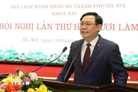 Bí thư Thành ủy Hà Nội Vương Đình Huệ phát biểu khai mạc. (Ảnh: Văn Điệp/TTXVN)