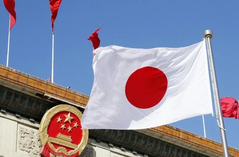 Quốc kỳ Nhật Bản tại Đại lễ đường Nhân dân ở Bắc Kinh. (Nguồn: Kyodo)