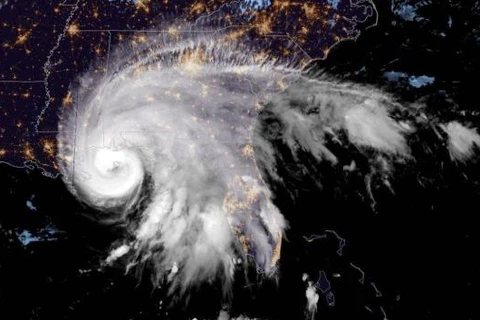Ảnh chụp vệ tinh mắt bão Sally. (Nguồn: cbsnews.com)