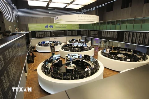 Sàn giao dịch chứng khoán ở Frankfurt am Main, Đức. (Ảnh: AFP/TTXVN)