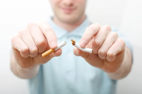 Ngăn giới trẻ tiếp xúc thuốc lá: Lập hàng rào pháp lý phù hợp