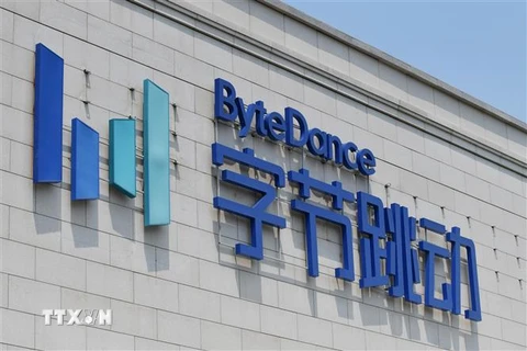 Biểu tượng ByteDance tại trụ sở ở Bắc Kinh, Trung Quốc. (Ảnh: AFP/TTXVN)