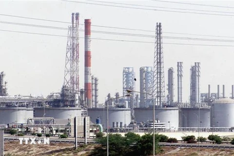 Toàn cảnh một cơ sở lọc dầu ở cảng Jubail, Saudi Arabia. (Ảnh: AFP/TTXVN)