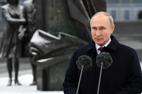 Tổng thống Nga Vladimir Putin phát biểu tại trụ sở SVR. (Nguồn: TASS)