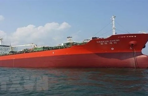 Tàu chở dầu MT Hankuk Chemi của Hàn Quốc bị Iran bắt giữ tại vùng Vịnh. (Ảnh: Yonhap/TTXVN)