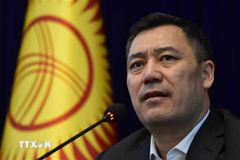 Ông Sadyr Zhaparov tại một cuộc họp báo ở Bishkek, Kyrgyzstan. (Ảnh: AFP/TTXVN)
