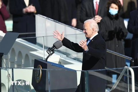Tân Tổng thống Mỹ Joe Biden phát biểu sau khi tuyên thệ nhậm chức tại Đồi Capitol, Washington DC. (Ảnh: THX/TTXVN)
