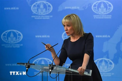 Người phát ngôn Bộ Ngoại giao Nga, bà Maria Zakharova, phát biểu tại một cuộc họp báo ở Moskva. (Ảnh: AFP/TTXVN)