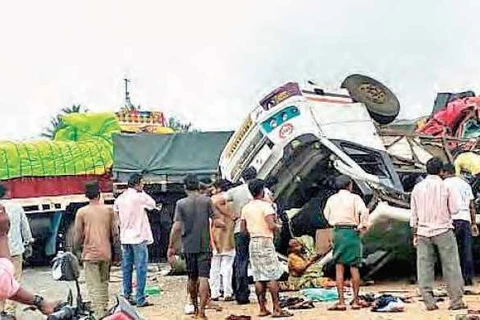 Hiện trường một vụ tai nạn tại Ấn Độ. (Nguồn: indianews.com.au)