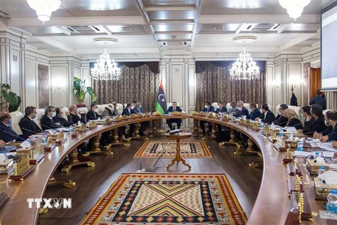 Toàn cảnh cuộc họp Chính phủ Đoàn kết Dân tộc Libya, tại Tripoli, Libya, ngày 24/3. (Ảnh: THX/TTXVN)