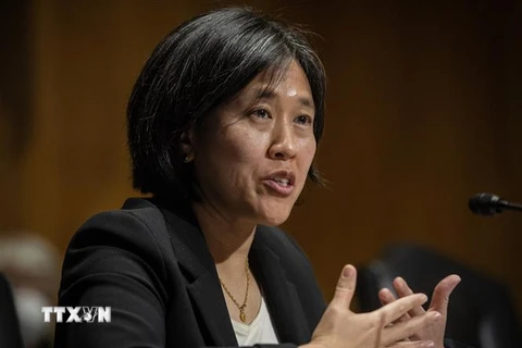 Bà Katherine Tai phát biểu trong phiên điều trần tại Ủy ban Tài chính Thượng viện Mỹ, Washington, DC. (Ảnh: AFP/TTXVN)