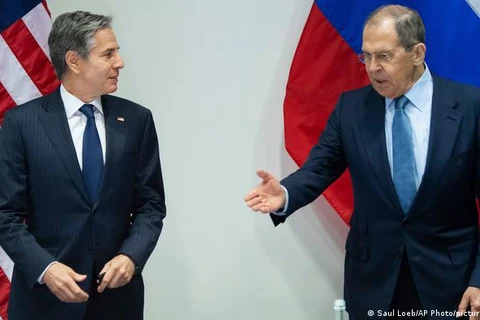 Ngoại trưởng Nga Sergei Lavrov và người đồng cấp Mỹ Antony Blinken. (Nguồn: AP)