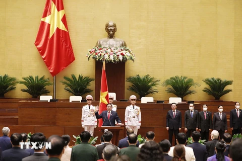 Thủ tướng Phạm Minh Chính tuyên thệ trước Quốc hội, đồng bào và cử tri cả nước. (Ảnh: Trọng Đức/TTXVN)