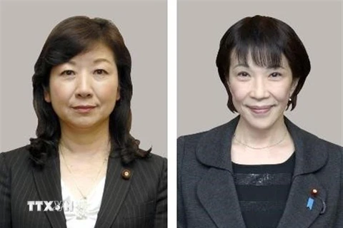 Hạ nghị sỹ Seiko Noda (trái) và cựu Bộ trưởng Nội vụ Sanae Takaichi (phải), hai trong số các ứng cử viên tranh cử chức Chủ tịch đảng Dân chủ Tự do (LDP) cầm quyền. (Ảnh: Kyodo/TTXVN)