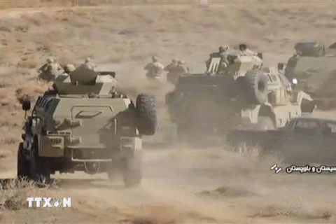Lực lượng IRGC tham gia cuộc tập trận ở tỉnh Sistan và Baluchestan, Iran, ngày 13/1. (Ảnh: AFP/TTXVN)