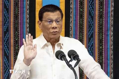 Cựu Tổng thống Philippines Rodrigo Duterte phát biểu tại thủ đô Manila. (Ảnh: AFP/TTXVN)