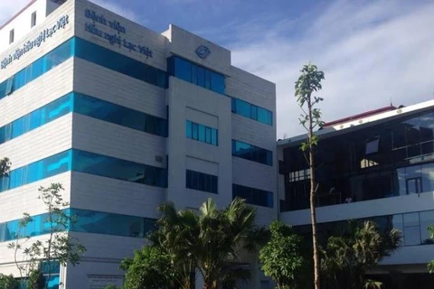Bệnh viện Lạc Việt.