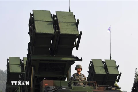 Hệ thống phòng thủ tên lửa Patriot PAC-2 tại Pyeongtaek, Hàn Quốc. (Ảnh: AFP/TTXVN) 