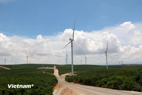 Bình Thuận đang “rộng bước” trên con đường mới thành Trung tâm năng lượng quốc gia. (Ảnh: Nguyễn Thanh/Vietnam+)