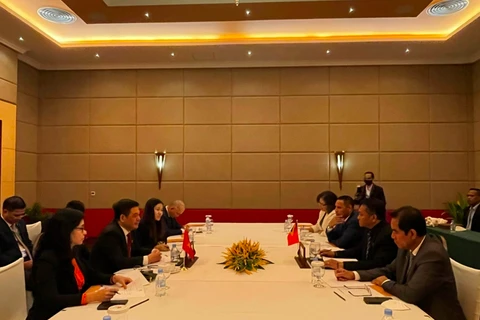 Bộ trưởng Nguyễn Hồng Diên hội đàm với Bộ trưởng Jose Lucas Da Silva. (Nguồn: congthuong.vn)