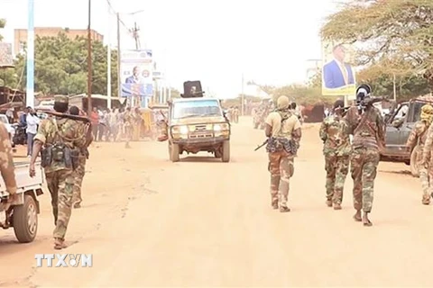 Lực lượng Somalia tại thị trấn Guriel. (Ảnh: HORN OBSERVER/TTXVN)