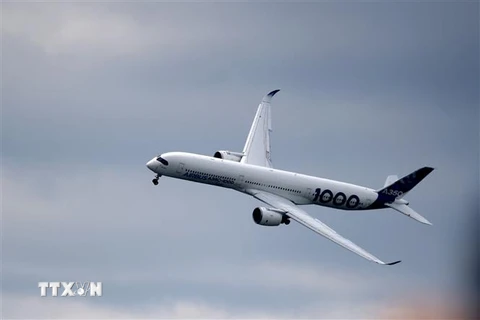 Một máy bay A350-1000 của Airbus. (Ảnh: AFP/TTXVN)
