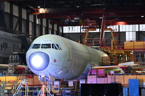 Một chiếc A321 tại xưởng sản xuất tại Thiên Tân. (Nguồn: english.news.cn)