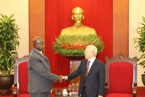 Tổng Bí thư Nguyễn Phú Trọng tiếp Tổng thống Cộng hòa Uganda Yoweri Kaguta Museveni đang trong chuyến thăm chính thức Việt Nam. (Ảnh: Trí Dũng/TTXVN)