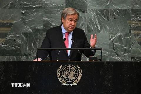 Tổng Thư ký Liên hợp quốc Antonio Guterres phát biểu trước Đại Hội đồng Liên hợp quốc ở New York. (Ảnh: AFP/TTXVN)