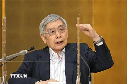 Thống đốc BOJ Haruhiko Kuroda phát biểu tại Tokyo ngày 6/6/2022. (Ảnh: AFP/TTXVN)