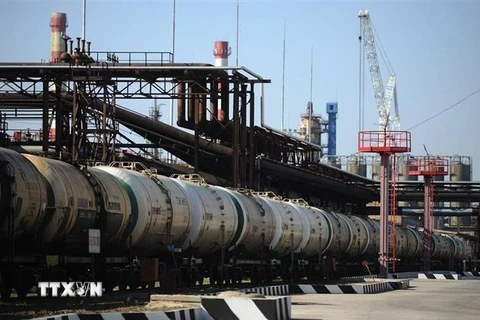 Một cơ sở lọc dầu của Tập đoàn Gazprom, Nga. (Ảnh: TASS/TTXVN)