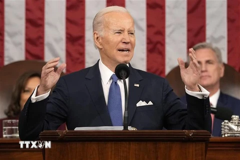 Tổng thống Mỹ Joe Biden đọc Thông điệp liên bang trước lưỡng viện Quốc hội tại Washington, DC. (Ảnh: AFP/TTXVN)