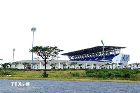 Dự án Sân vận động Hòa Xuân 20.000 chỗ ngồi (Ban Quản lý dự án Đầu tư xây dựng các công trình dân dụng và công nghiệp Đà Nẵng là chủ đầu tư) được khởi công từ năm 2011 nhưng chưa hoàn thành một số hạng mục như cây xanh, thoát nước. (Ảnh: Quốc Dũng/TTXVN)