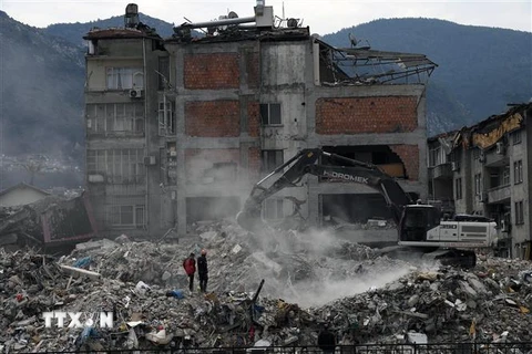 Cảnh đổ nát sau trận động đất tại Hatay, Thổ Nhĩ Kỳ. (Ảnh: THX/TTXVN)