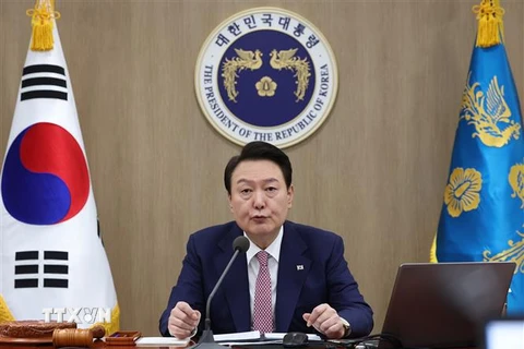 Tổng thống Hàn Quốc Yoon Suk-yeol phát biểu tại cuộc họp nội các ở Seoul. (Ảnh: Yonhap/TTXVN)