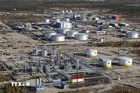 Nhà máy lọc dầu Rosneft ở Gubkinsky, tây Siberia, Nga. (Ảnh: AFP/TTXVN)