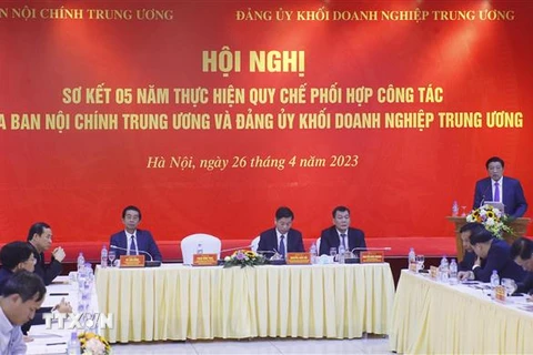 Trưởng Ban Nội chính Trung ương Phan Đình Trạc phát biểu chỉ đạo hội nghị. (Ảnh: Lâm Khánh/TTXVN)